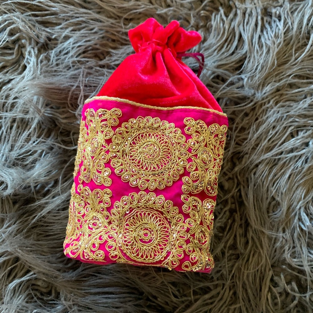 Fuchsia pink potli bag